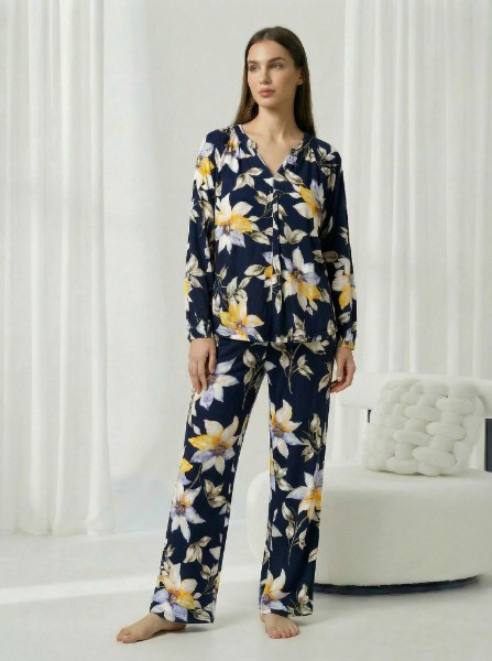 Picture of Women's Two-Piece Pajama