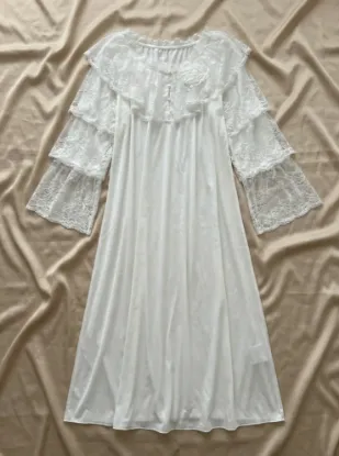 Picture of Women's nightgown