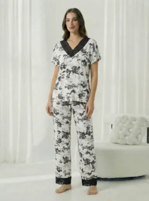 Picture of Women's Two-Piece Pajama