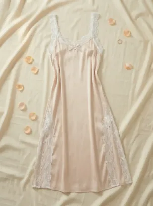 Picture of Women's nightgown